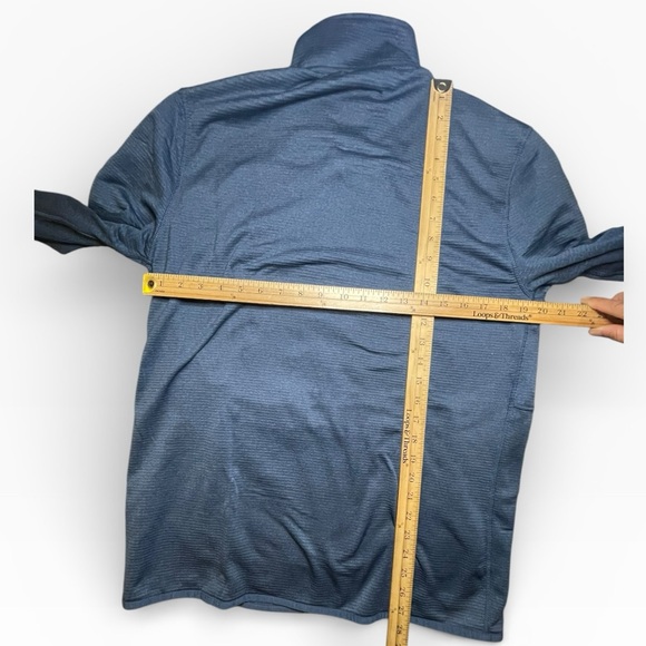 Men's Blue Quarter-Zip Pullover Size: Medium - Picture 3 of 8